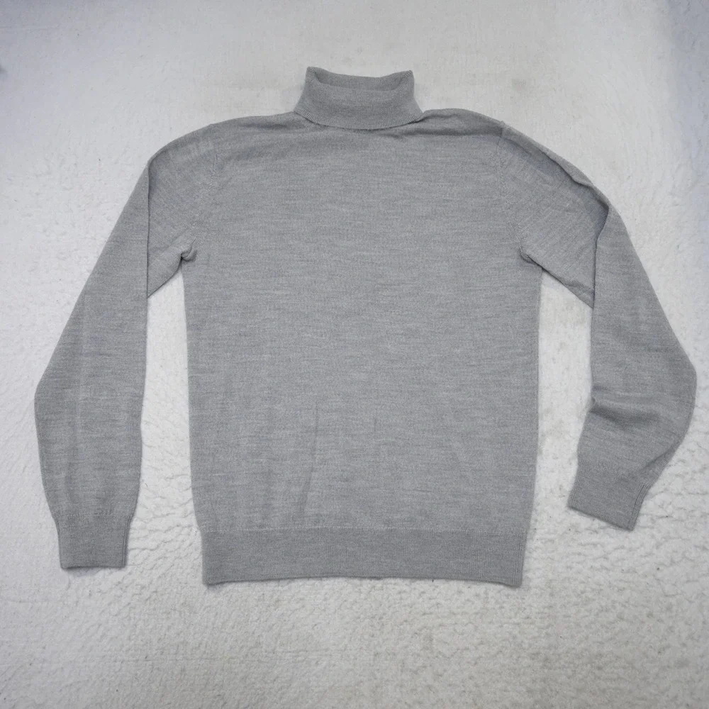 Banana Republic Turtleneck Sweater Mens Small Gray 100% Merino Wool Long Sleeve